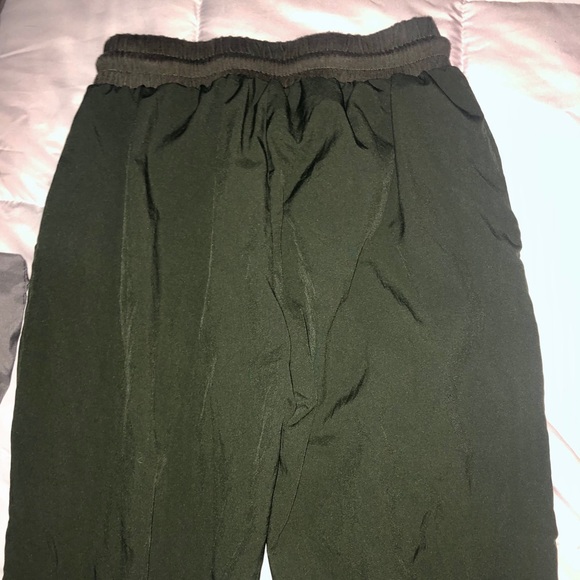 Urban Outfitters pants/joggers - Picture 3 of 4
